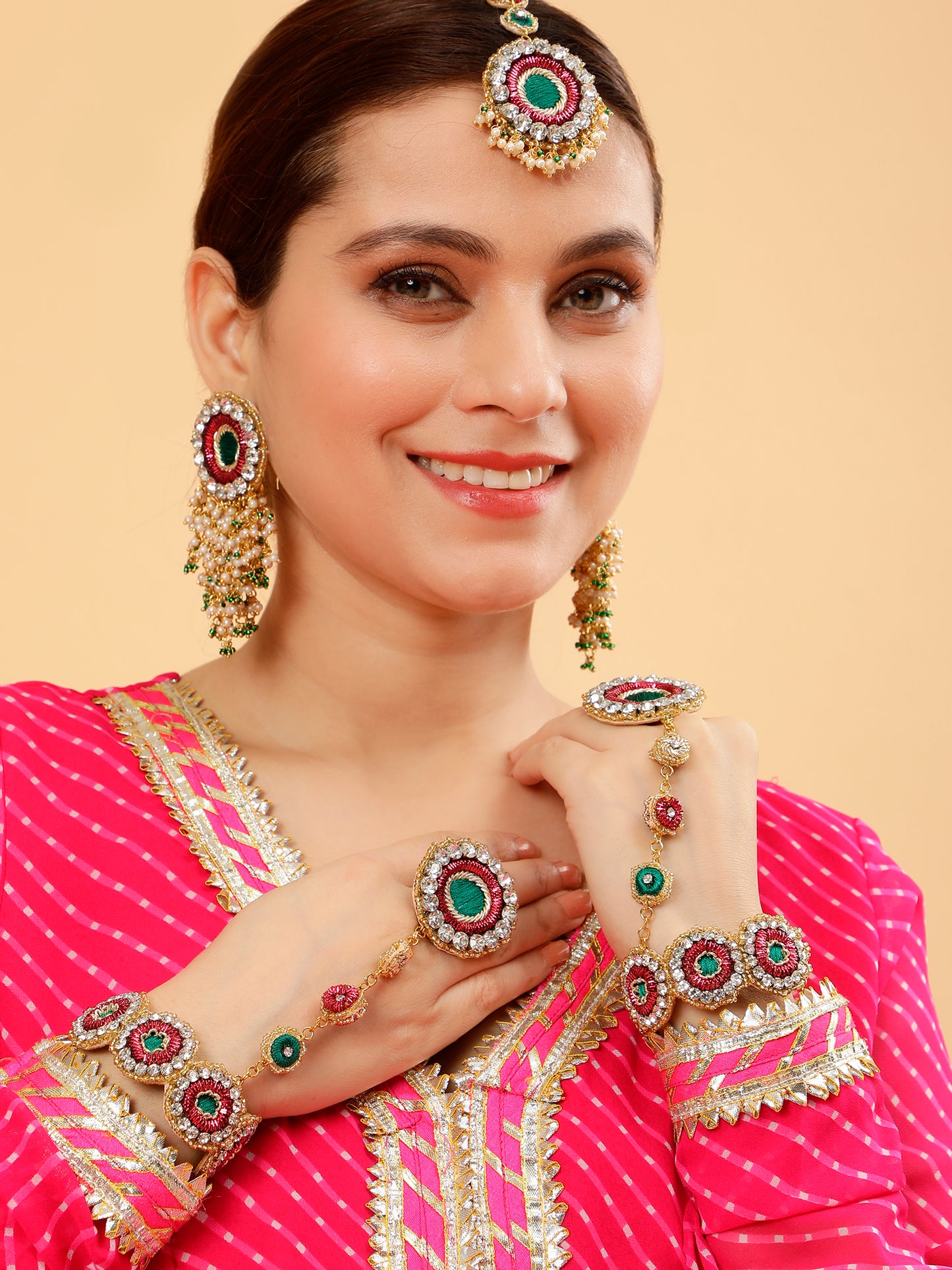 Falguni Green (Earrings, Mangtikka & Pair of Hathphool Set)