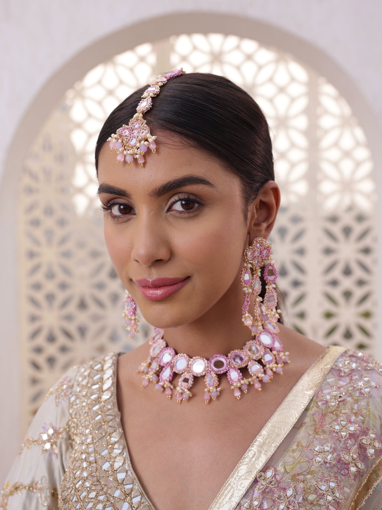 Ishq Lilac Sleek Necklace with Drops