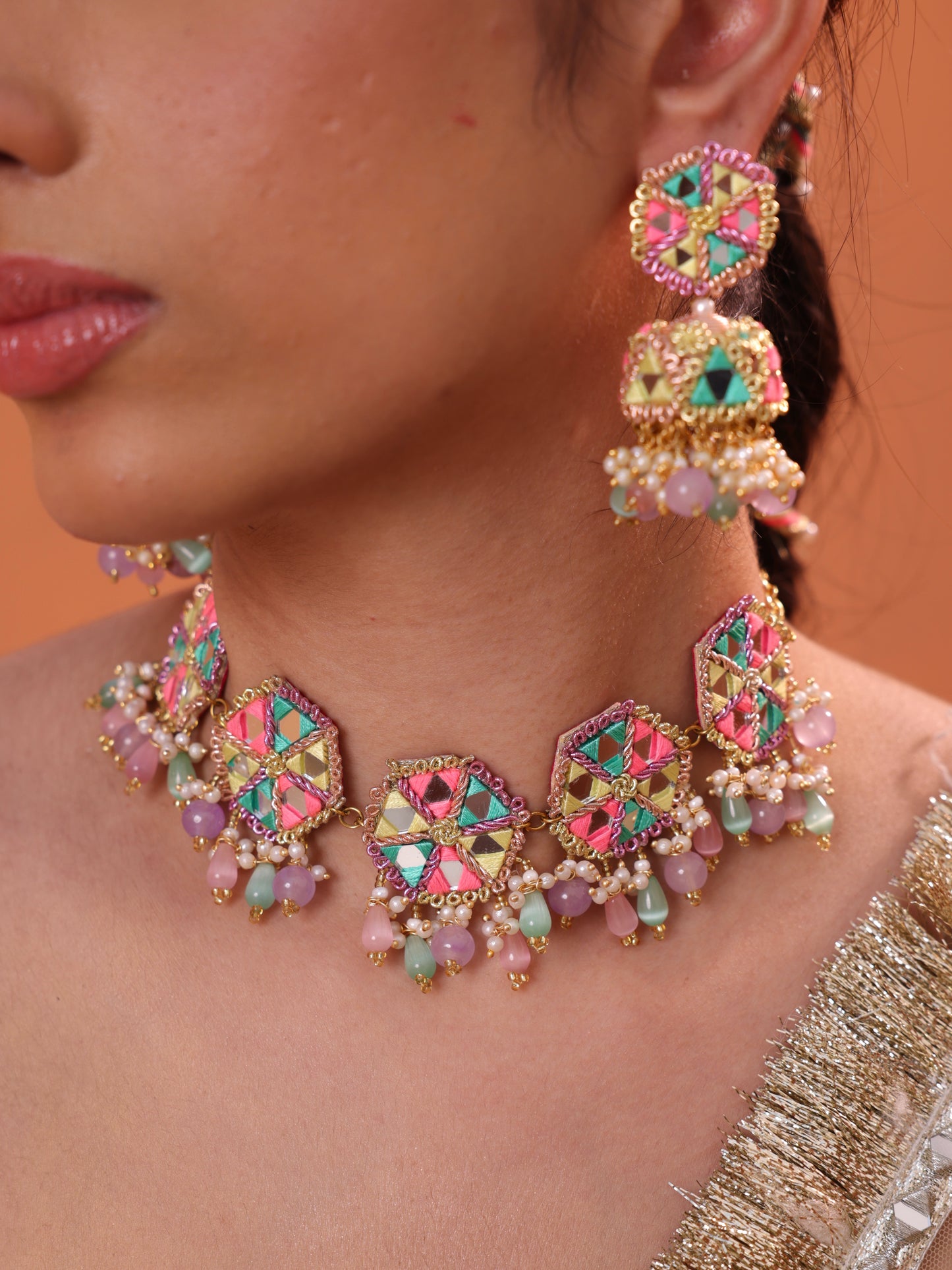 Masakali (Jhumki Earrings, Mangtikka & Choker Set)