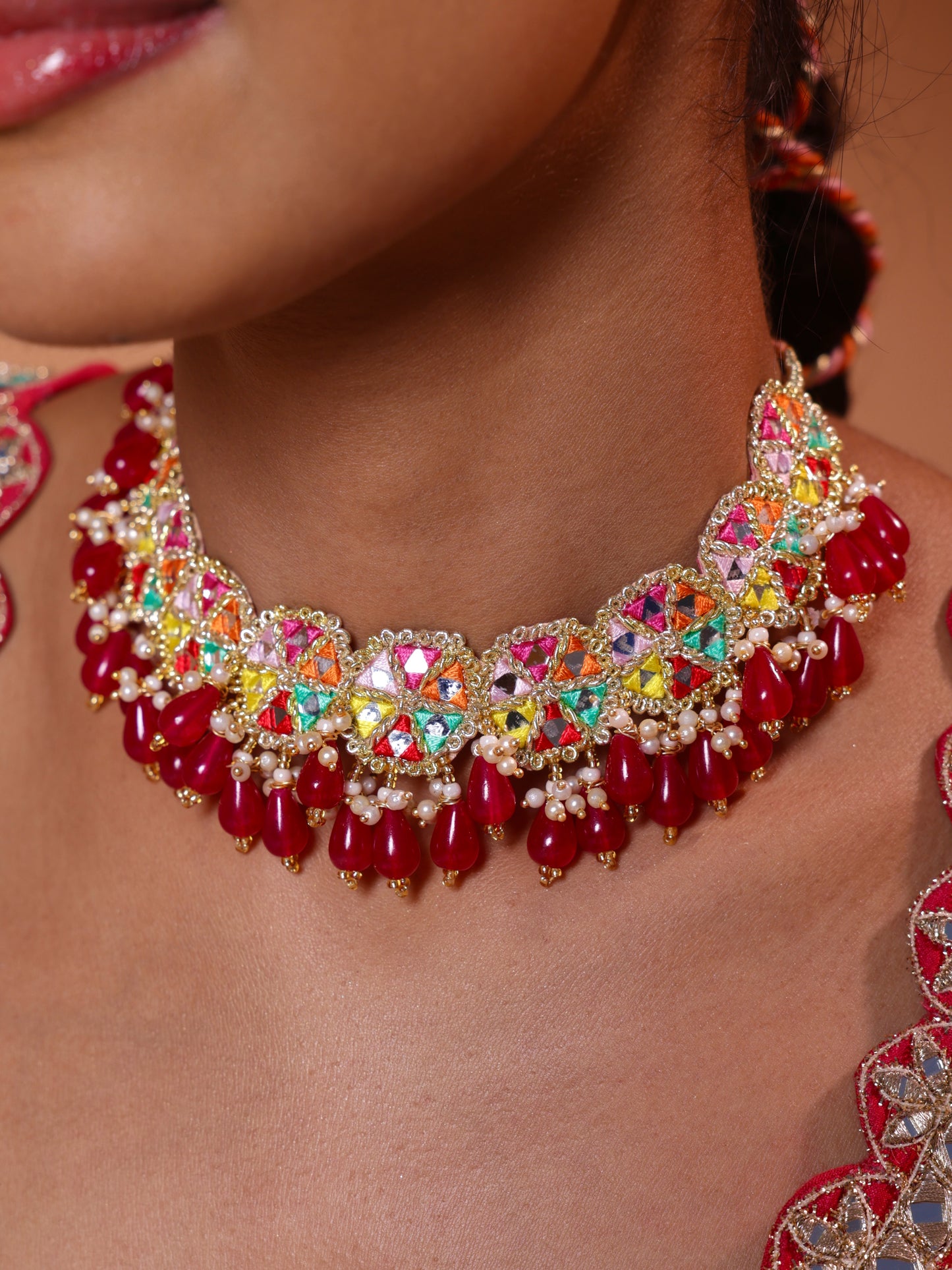 Gulaal (Earrings, Mangtikka & Sleek Necklace Set)