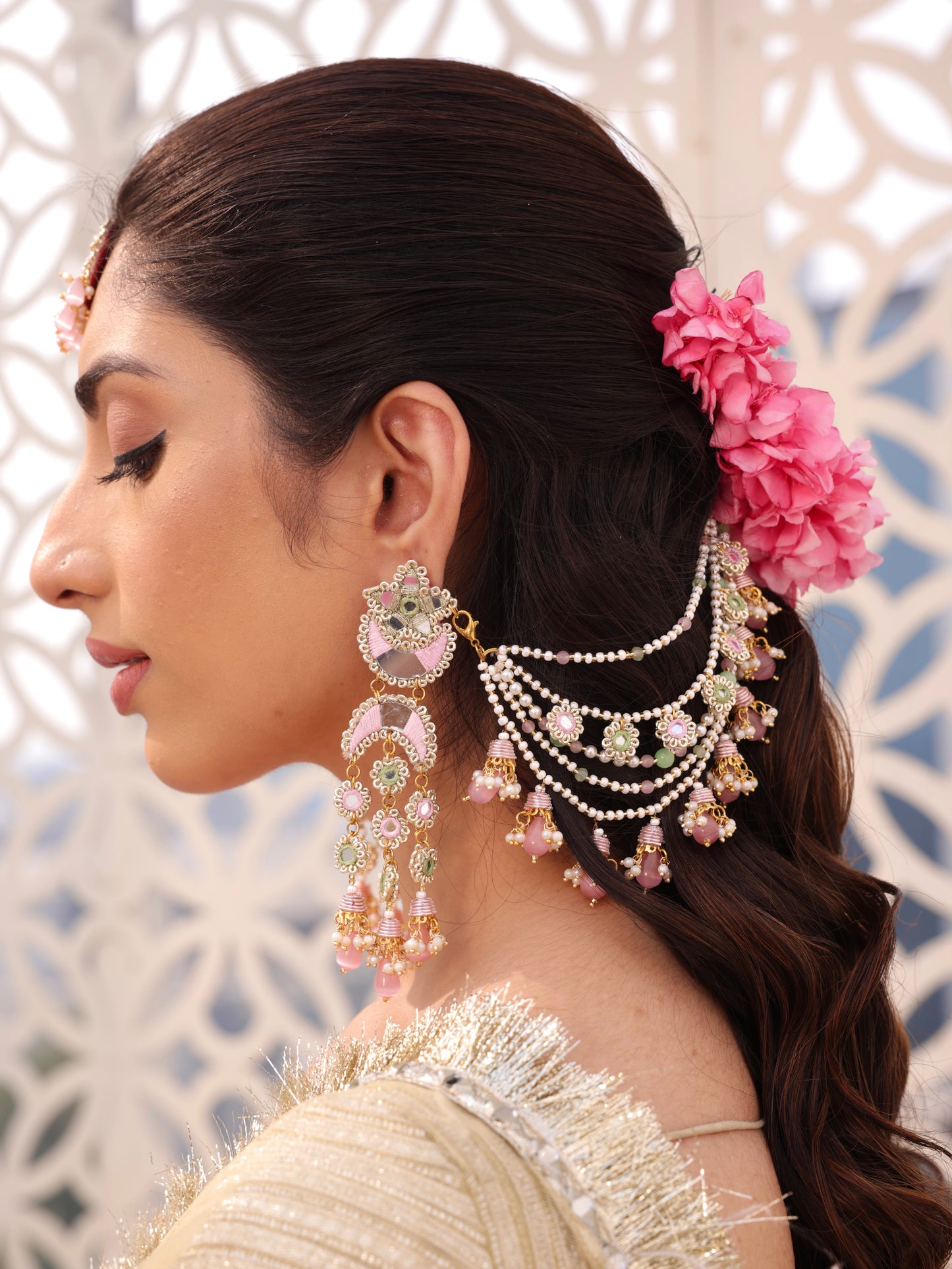 Gul (Earrings With Earchains & Mathapatti)