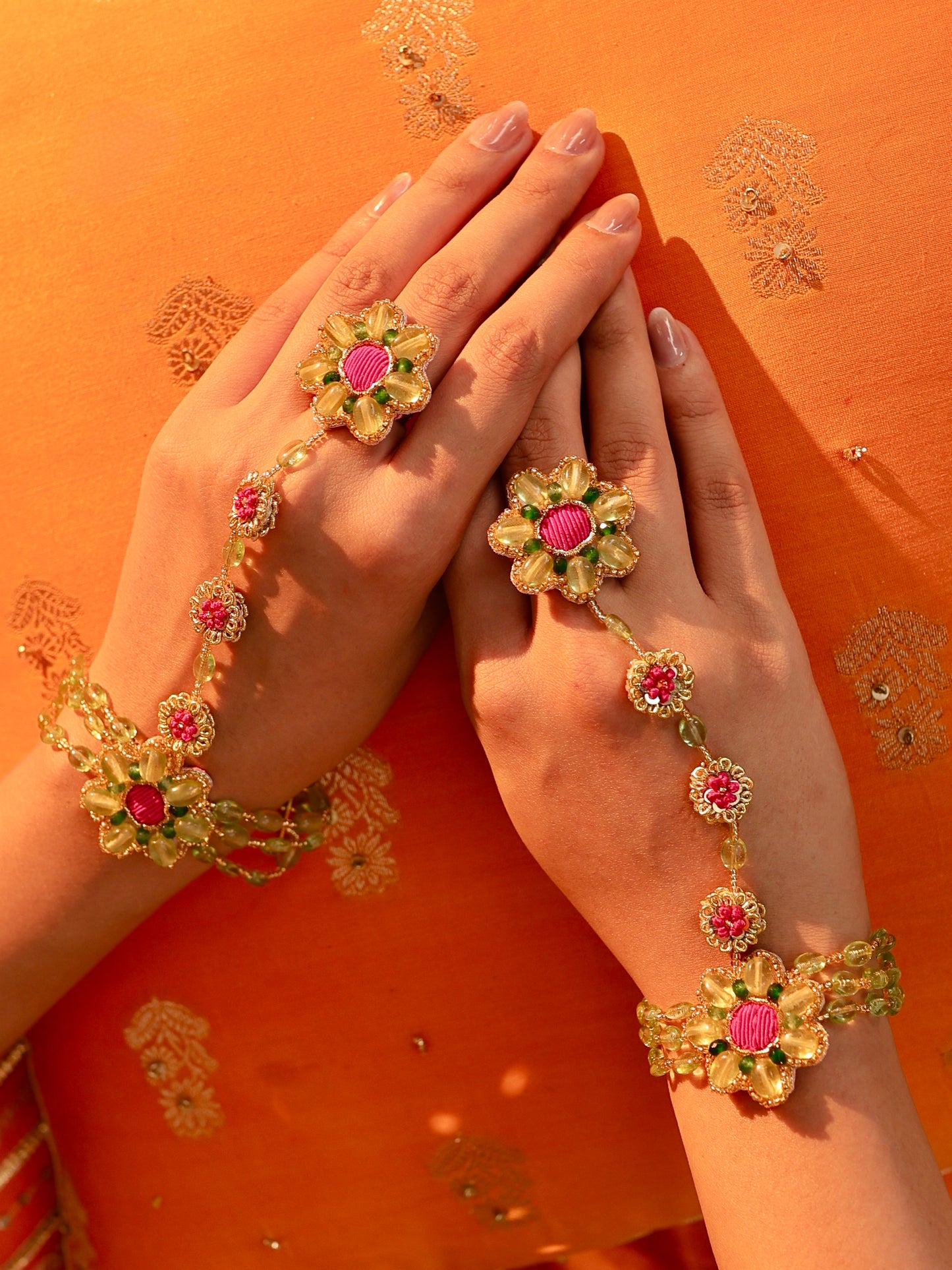 Gulabo Pair of Hathphool