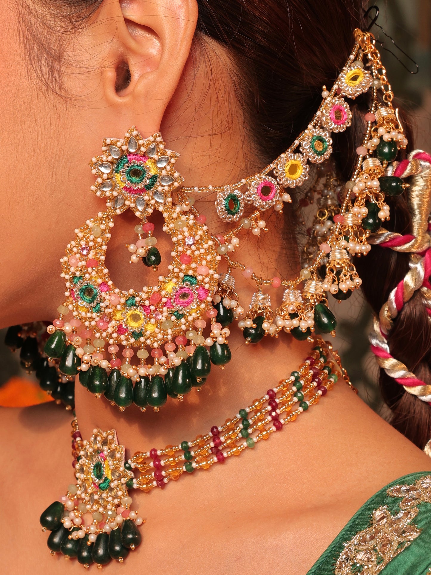 Jugni (Earrings with Earchains, Mathapatti, Choker & Pair of Hathphool Set)