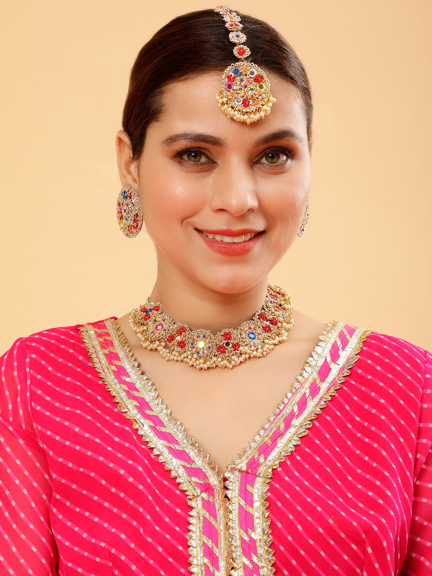 Selina (Earrings Mangtikka & Sleek Necklace)