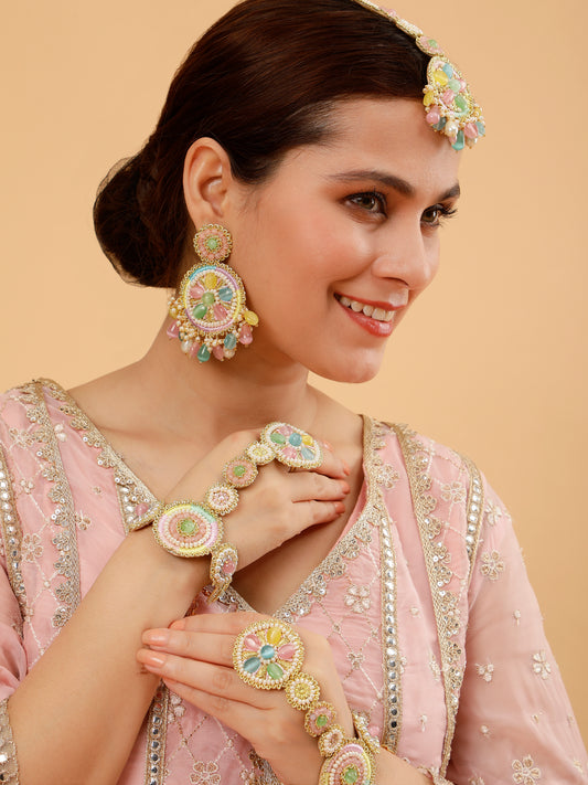 Elaria (Earrings, Mangtikka & Pair Of Haathphool)