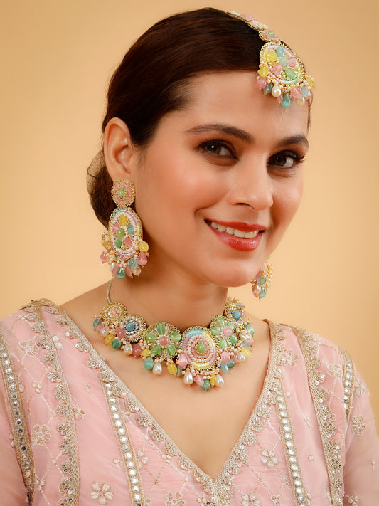 Elaria (Earrings, Mangtikka & Necklace)