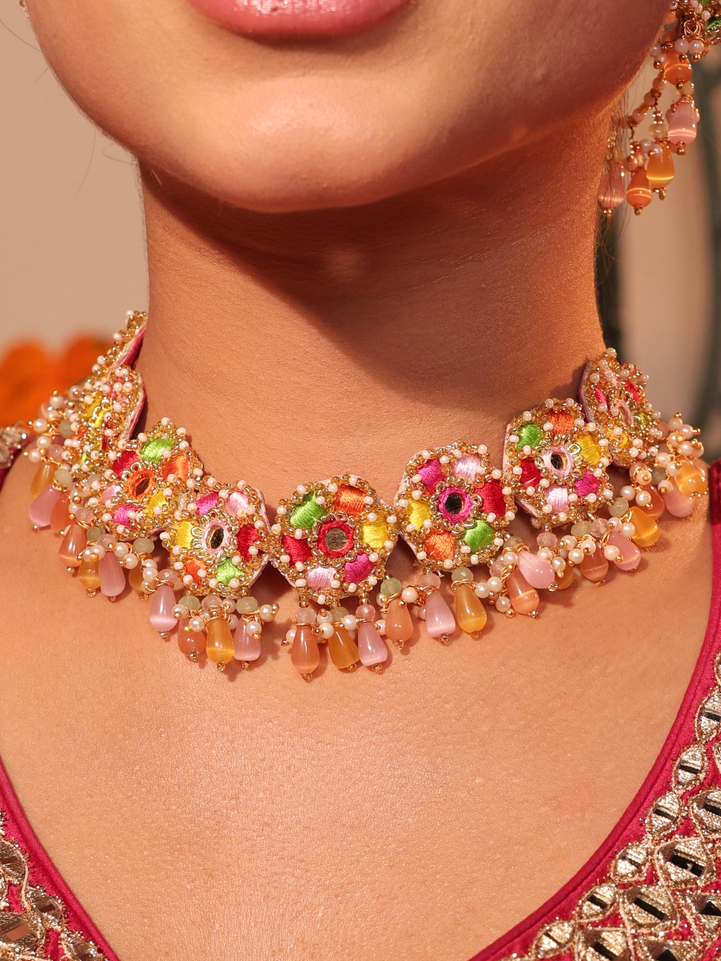 Bahaar (Earrings with Earchains, Mathapatti, Sleek Necklace & Pair of Hathphool Set)