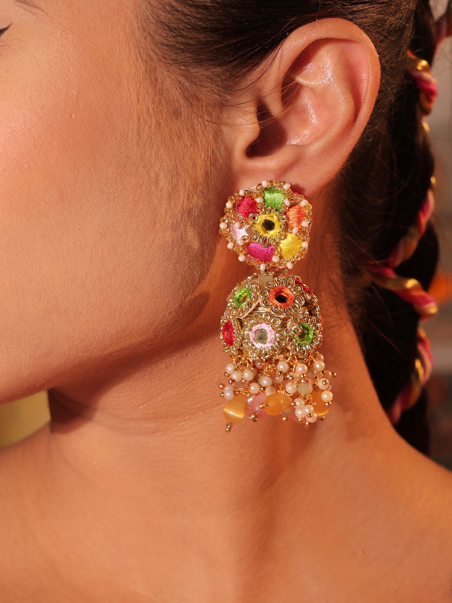 Bahaar (Jhumki Earrings & Mathapatti)