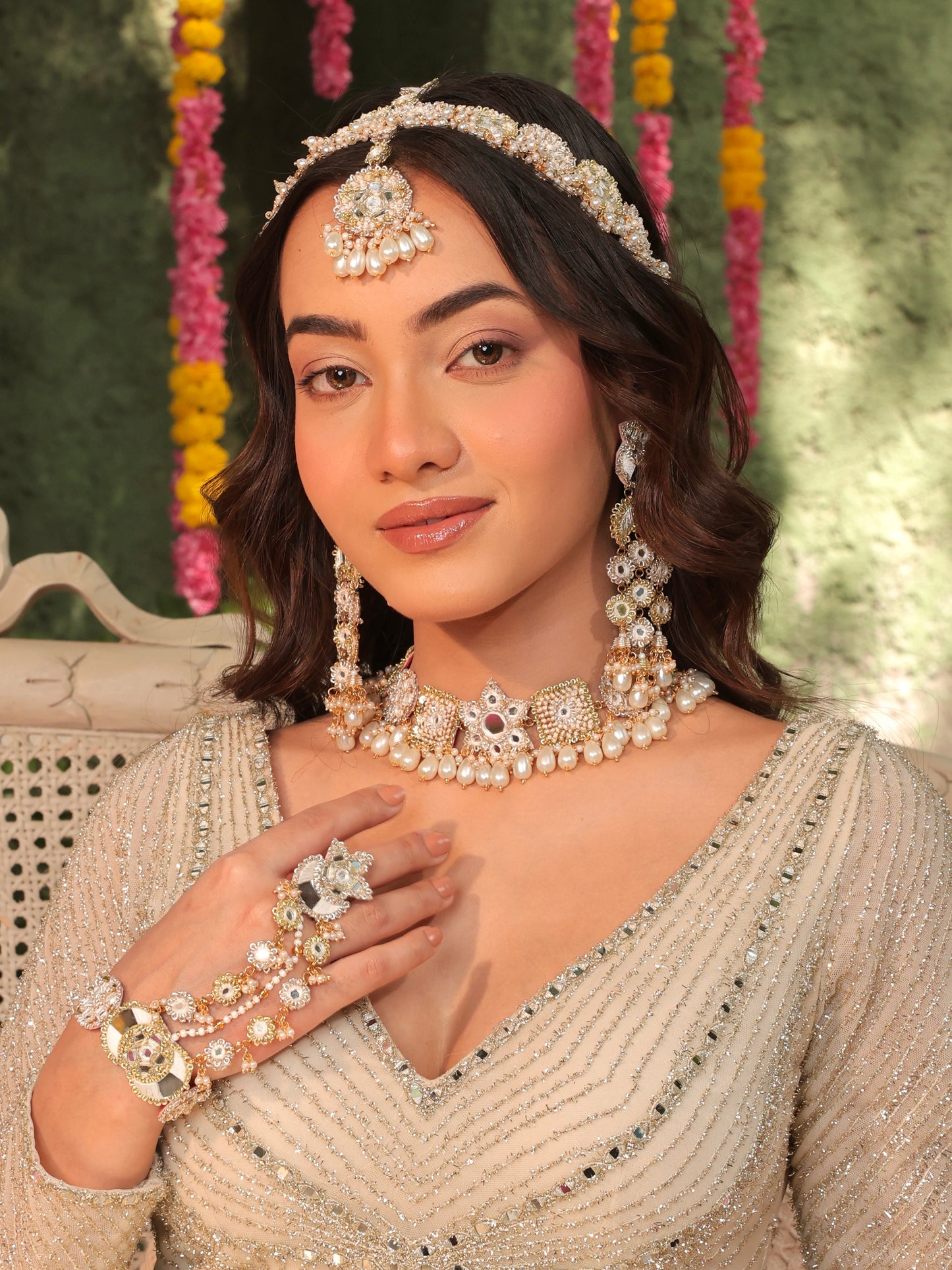 Gul Sitara Gold Theme