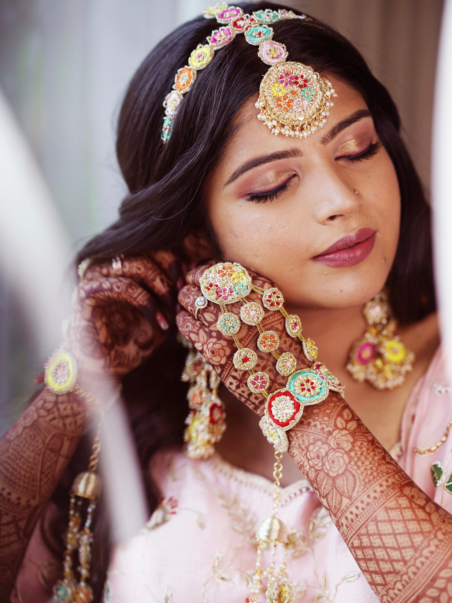 Ramya (Earrings, Mathapatti & Set Of Haathphool)