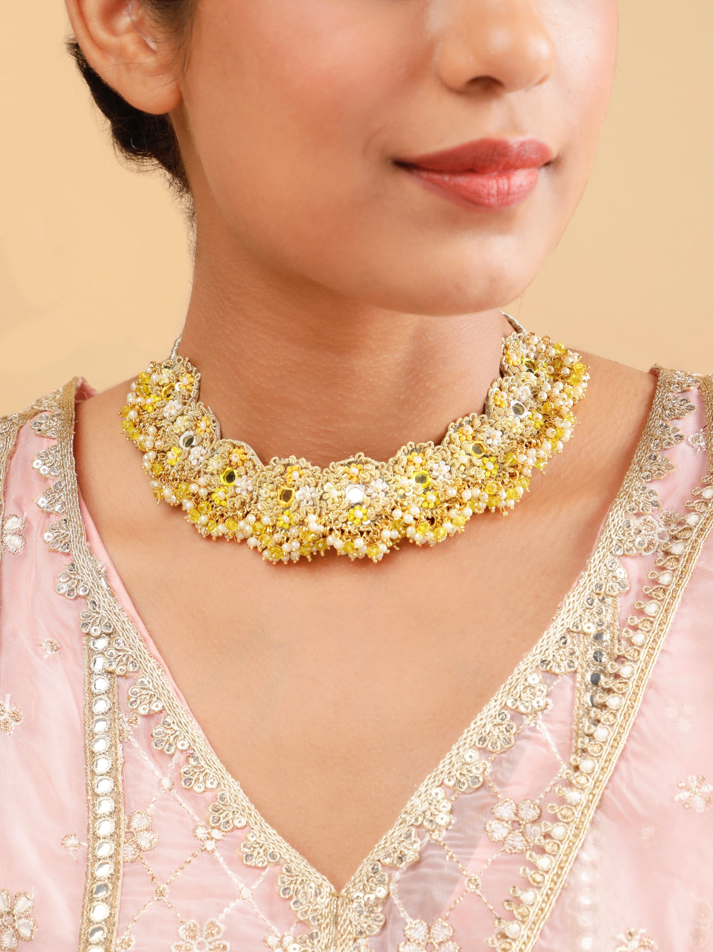 Kesar Sleek Necklace