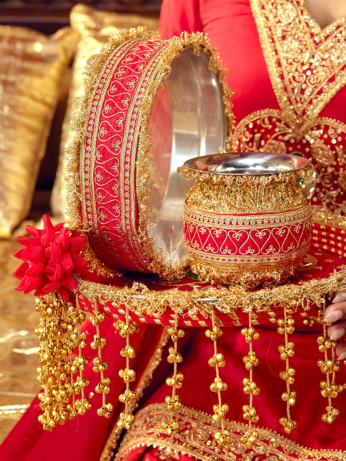 Tota Maina Theme - Red
