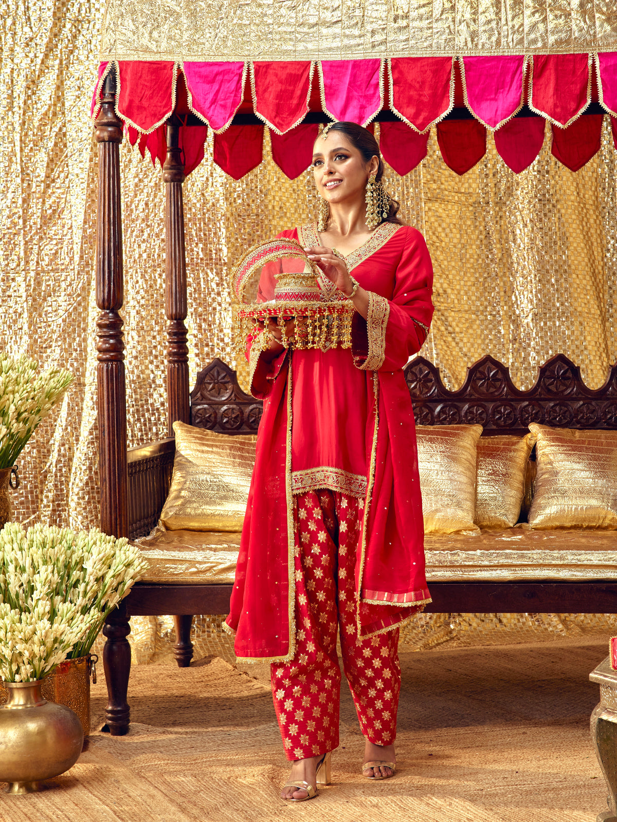 Tota Maina Theme - Red