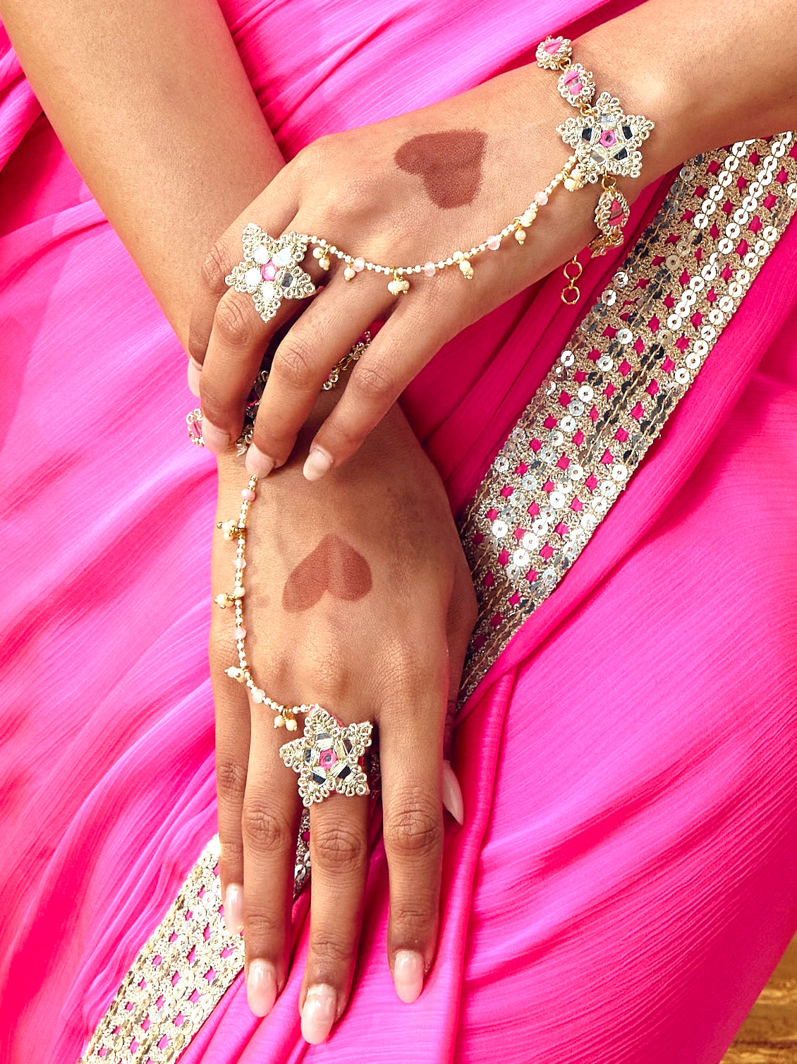 Jhilmil Pair of Hathphool - Rani Pink