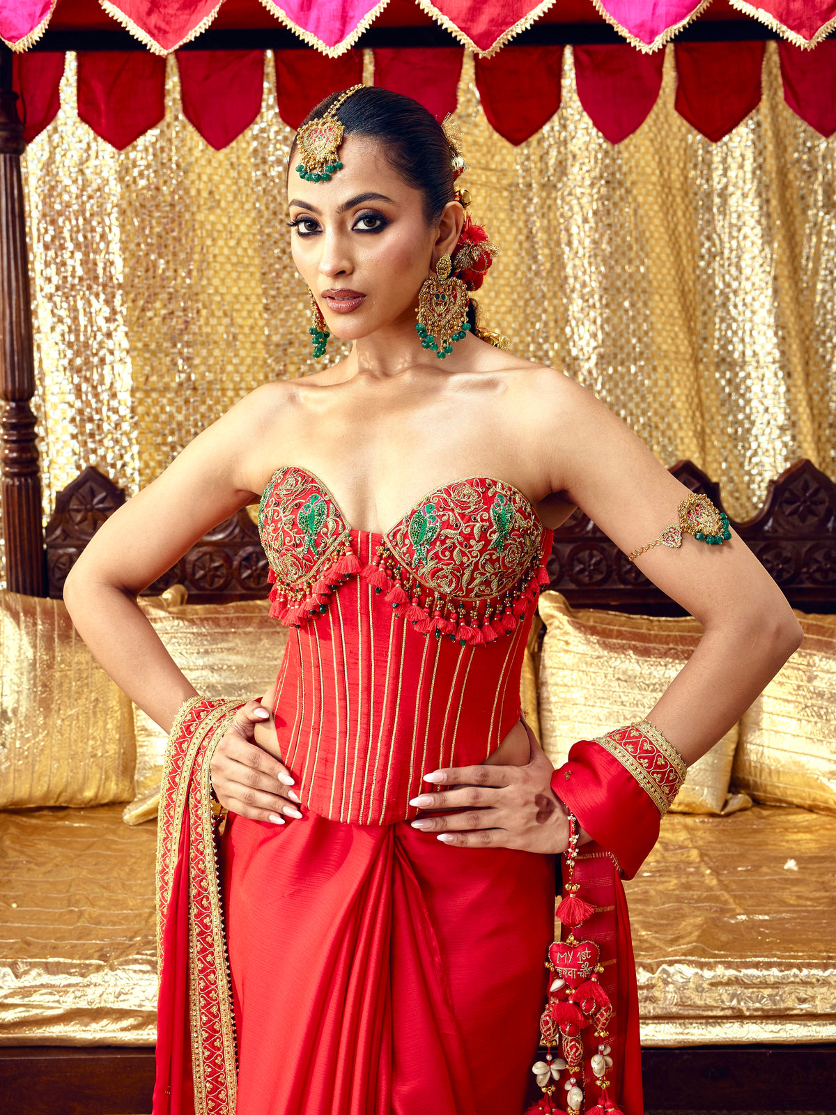 Tota Maina Earrings & Mangtikka Set