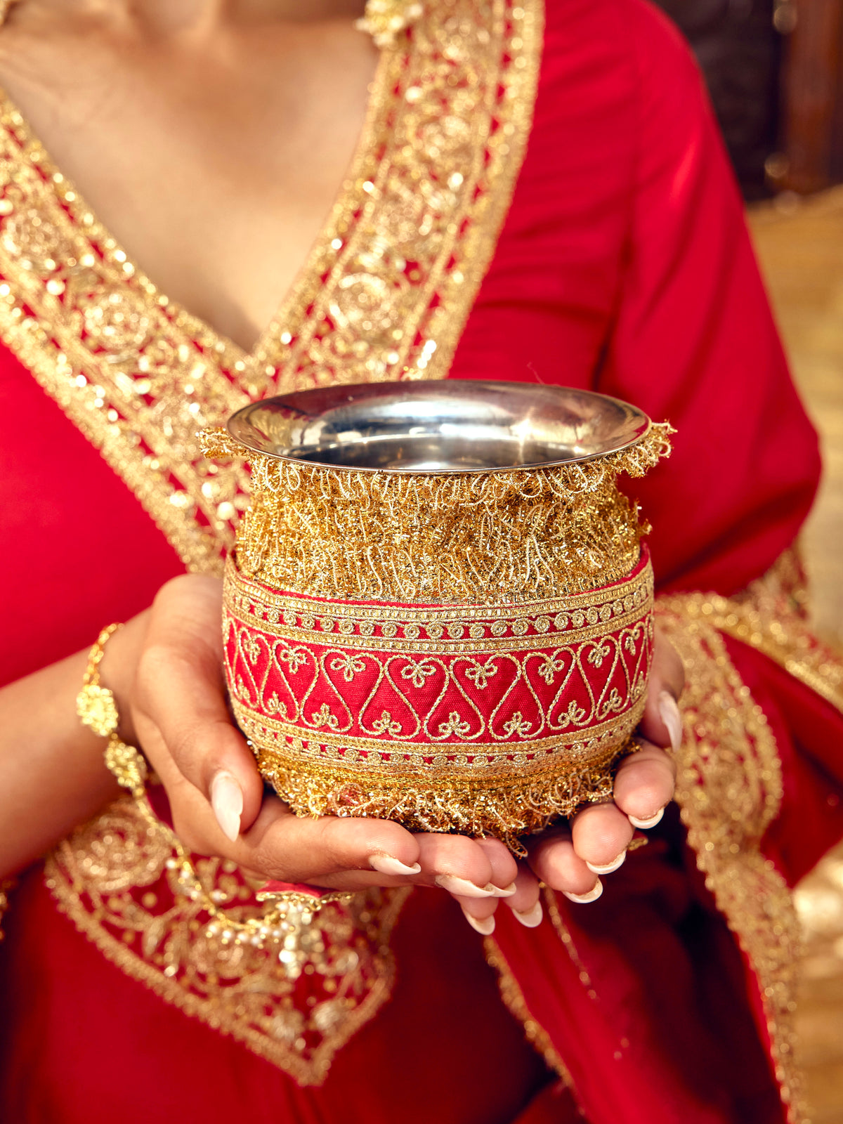 Tota Maina Karwa Chauth Kalash - Red