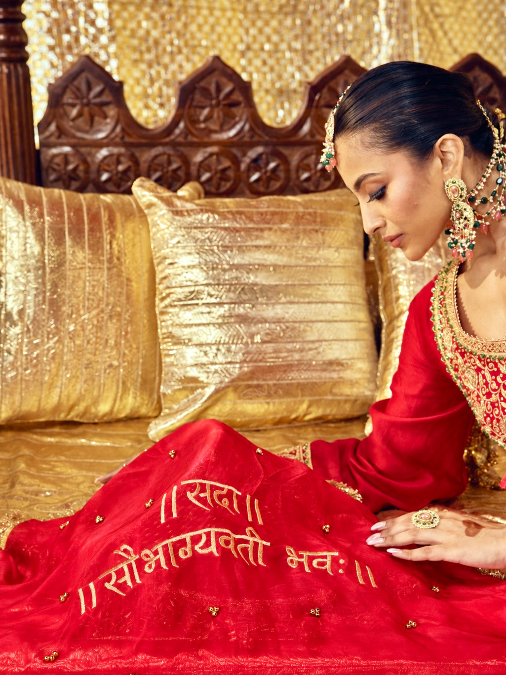 Saubhagyavati Bhava Karwa Chauth Chunri - Red