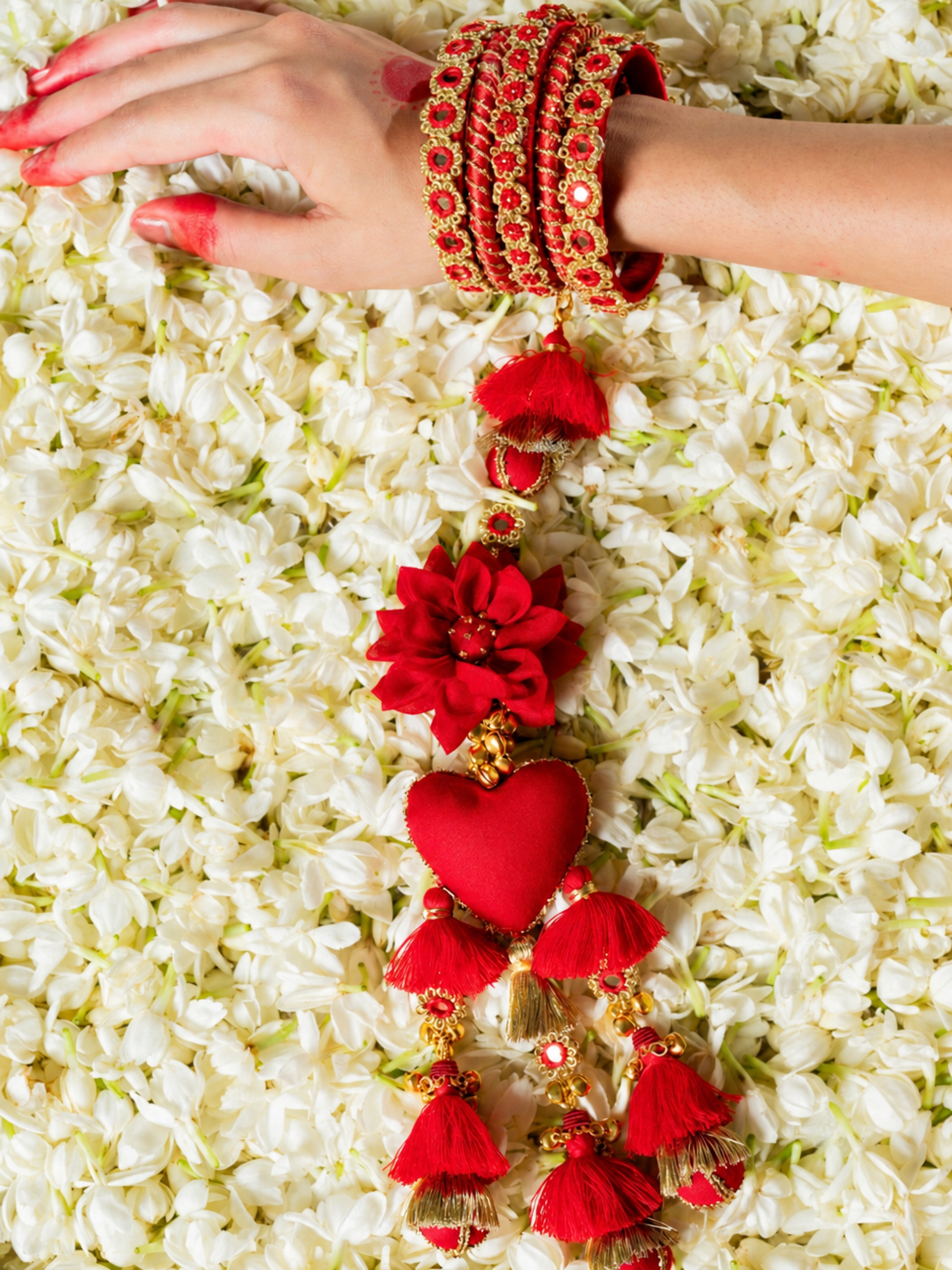 Sindoor Bangle Set with Latkan (Single Hand)