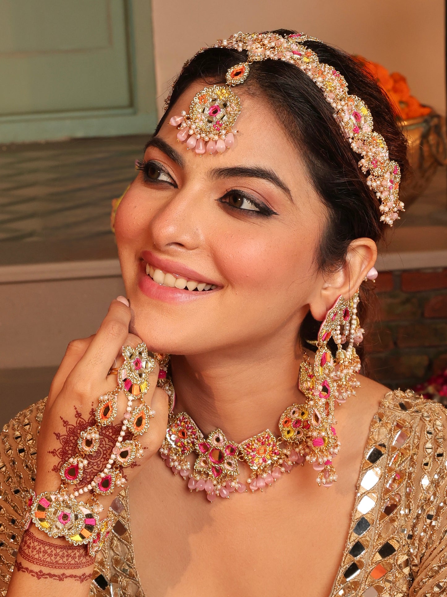 Gul Sitara Multi Choker