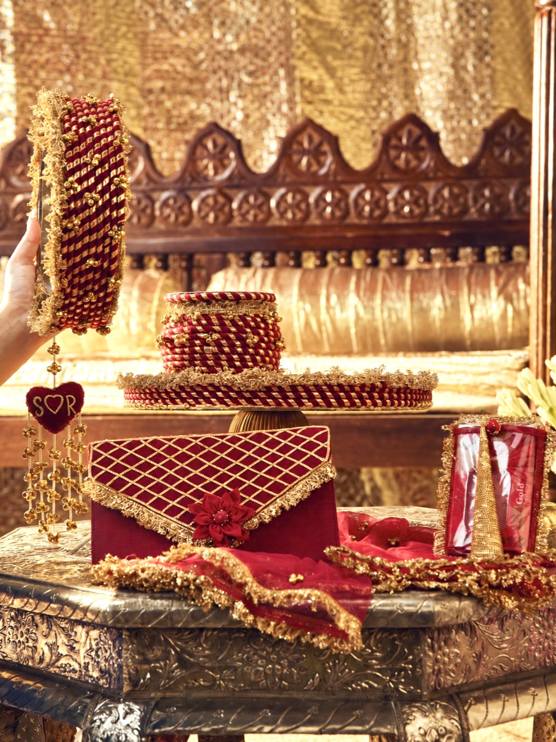 Kumkum Essential Karwa Chauth Full Pooja Hamper - Maroon (Thali Without Latkan)