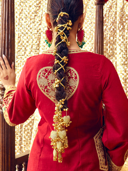 Jhilmil Parandi - Gold