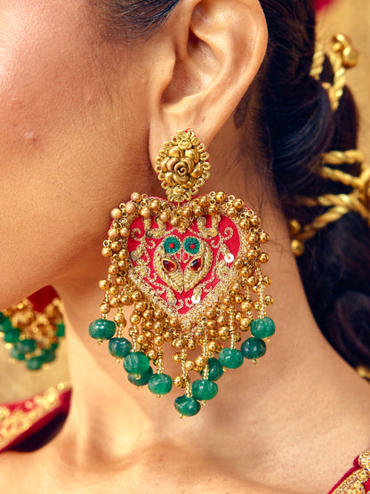 Tota Maina Earrings & Mangtikka Set