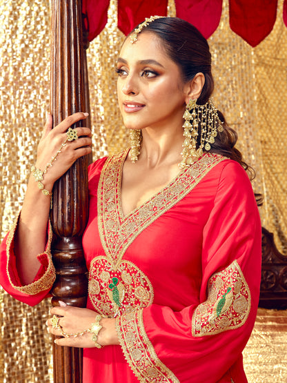 Jhilmil Mangtikka - Gold