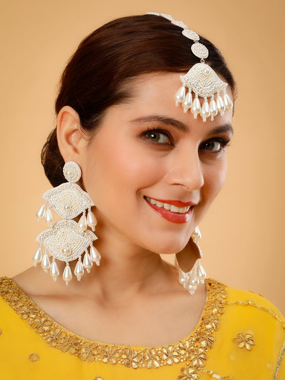 Keya (Earrings & Mangtikka)