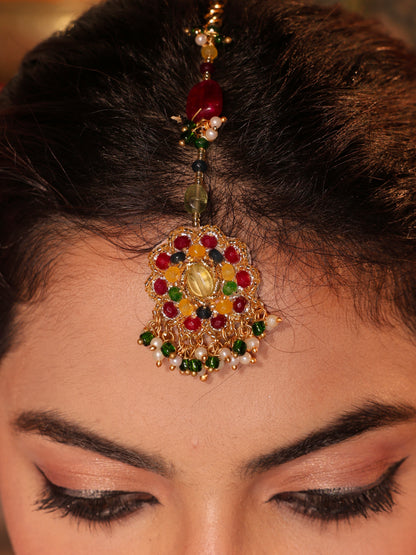 Noorani (Earrings with Earchains, Mangtikka, Passa, Choker & Pair of Hathphool Set)