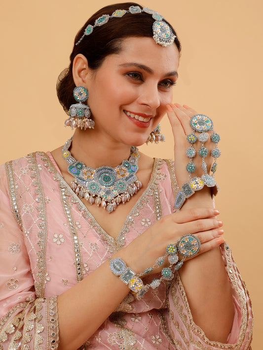 Stardust (Earrings, Mathapatti, Necklace & Pair of Hathphool)