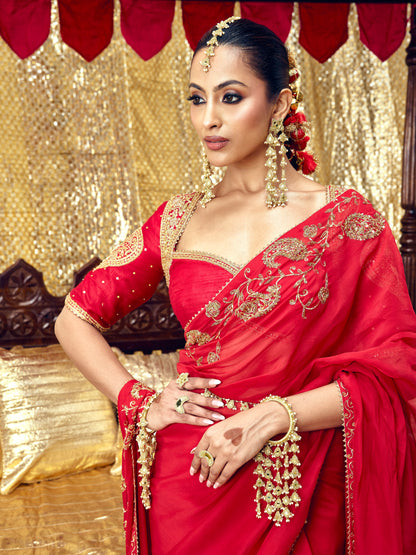 Jhilmil Earrings - Gold