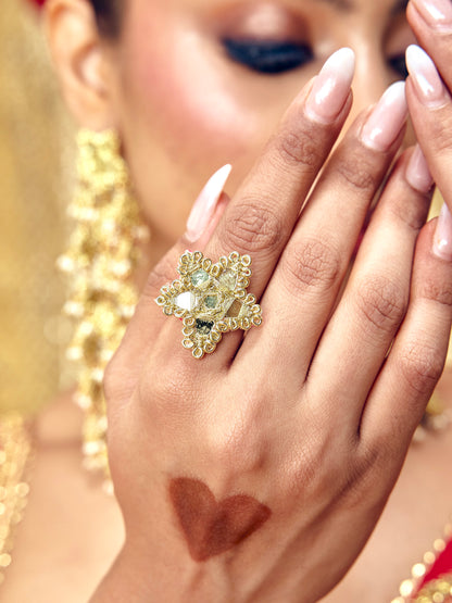 Jhilmil Sitara Ring - Gold