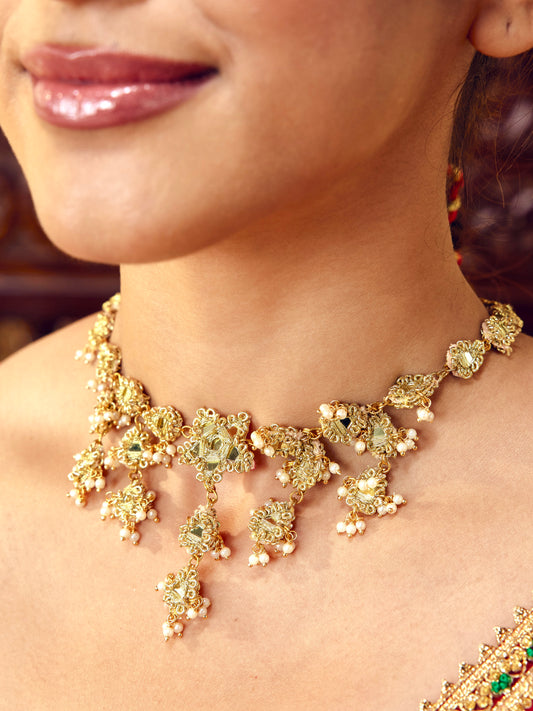 Jhilmil Necklace - Gold