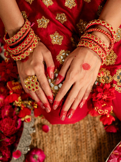 Sindoor Head-To-Toe Karwa Chauth Shringaar Hamper