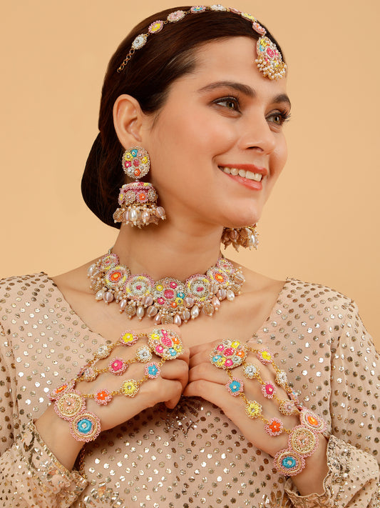 Zunaira (Earrings, Mathapatti, Necklace & Pair Of Hathphool)