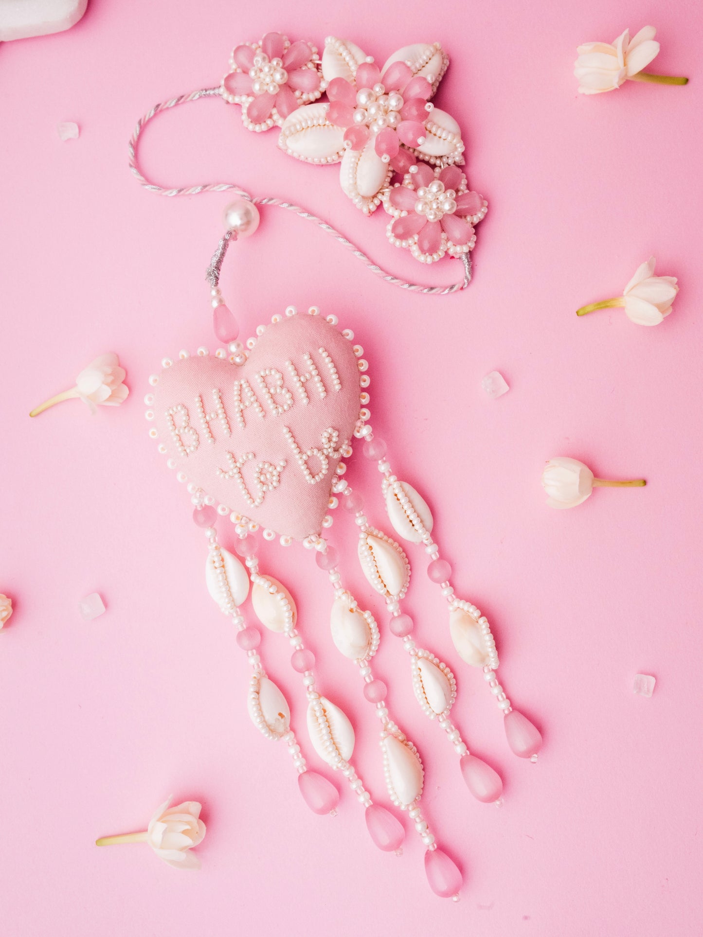 Decorative bhabhi to be with pearl detail