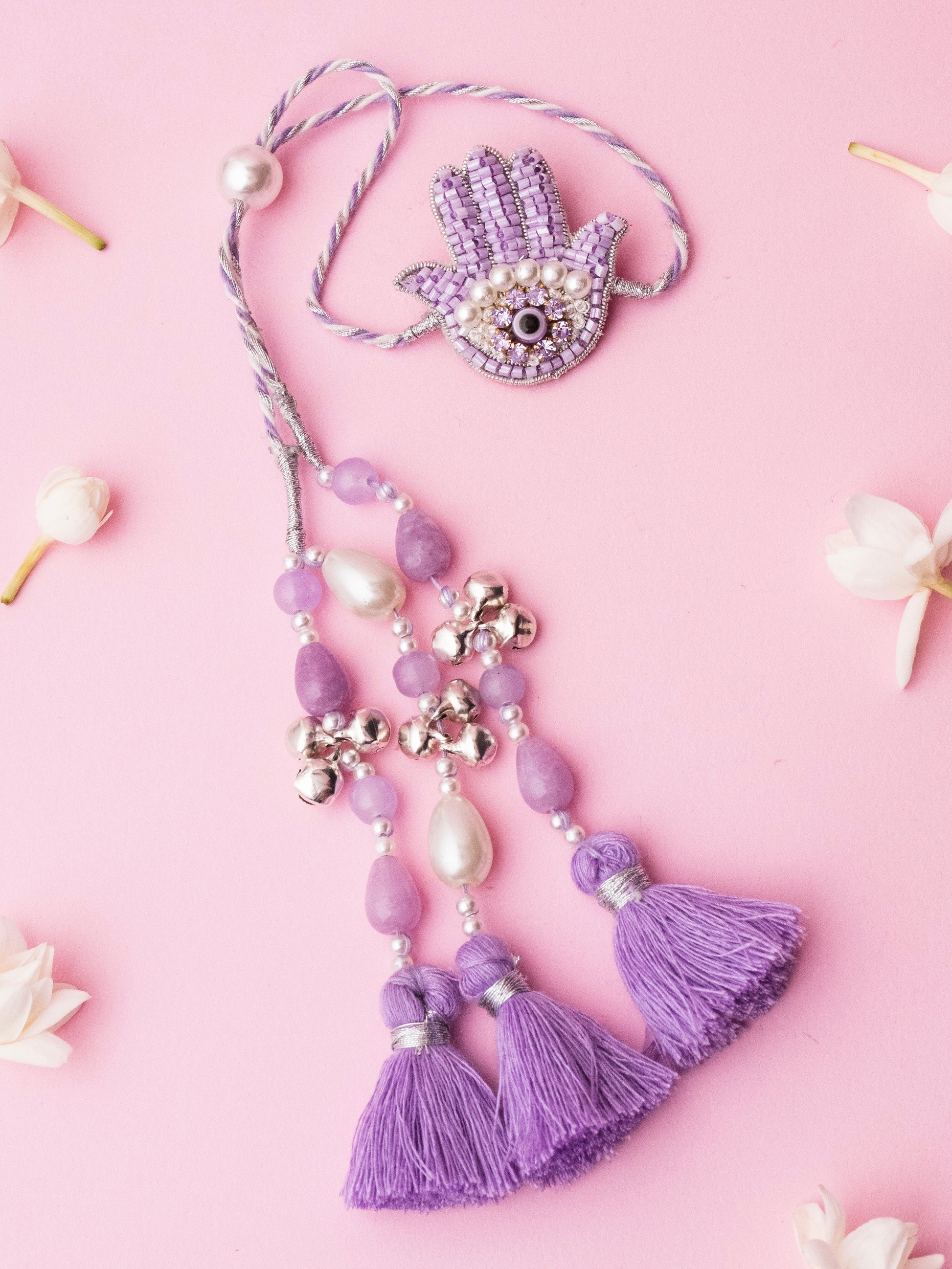 Decorative hamsa lumba 