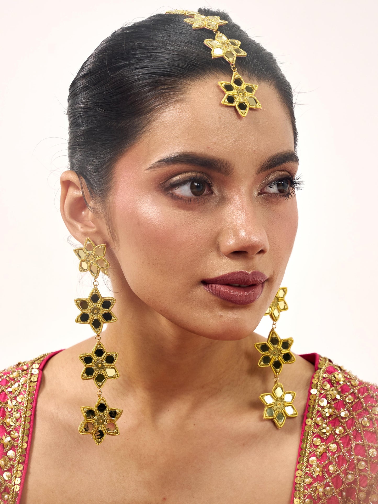 Tara Long Earrings & Mangtikka Set