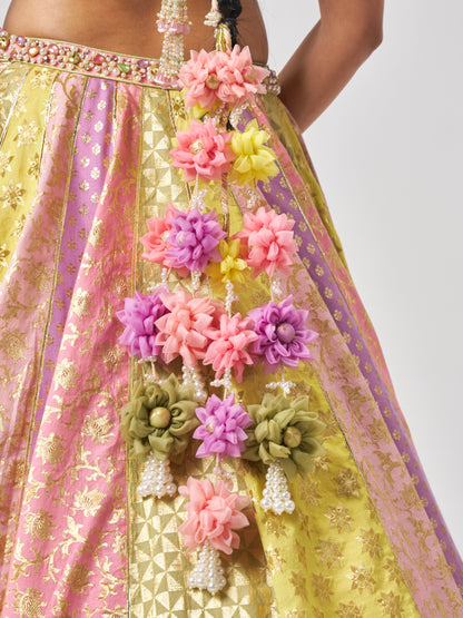 Rose Floral Parandi