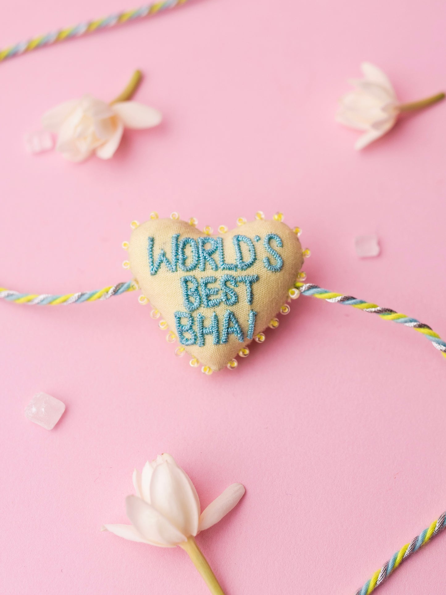 Decorative rakhi with world's best bhai text