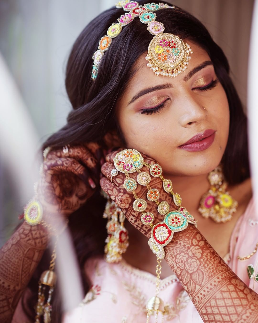 Ramya Set (Earrings, Mathapatti & Set Of Haathphool) - TONOTO