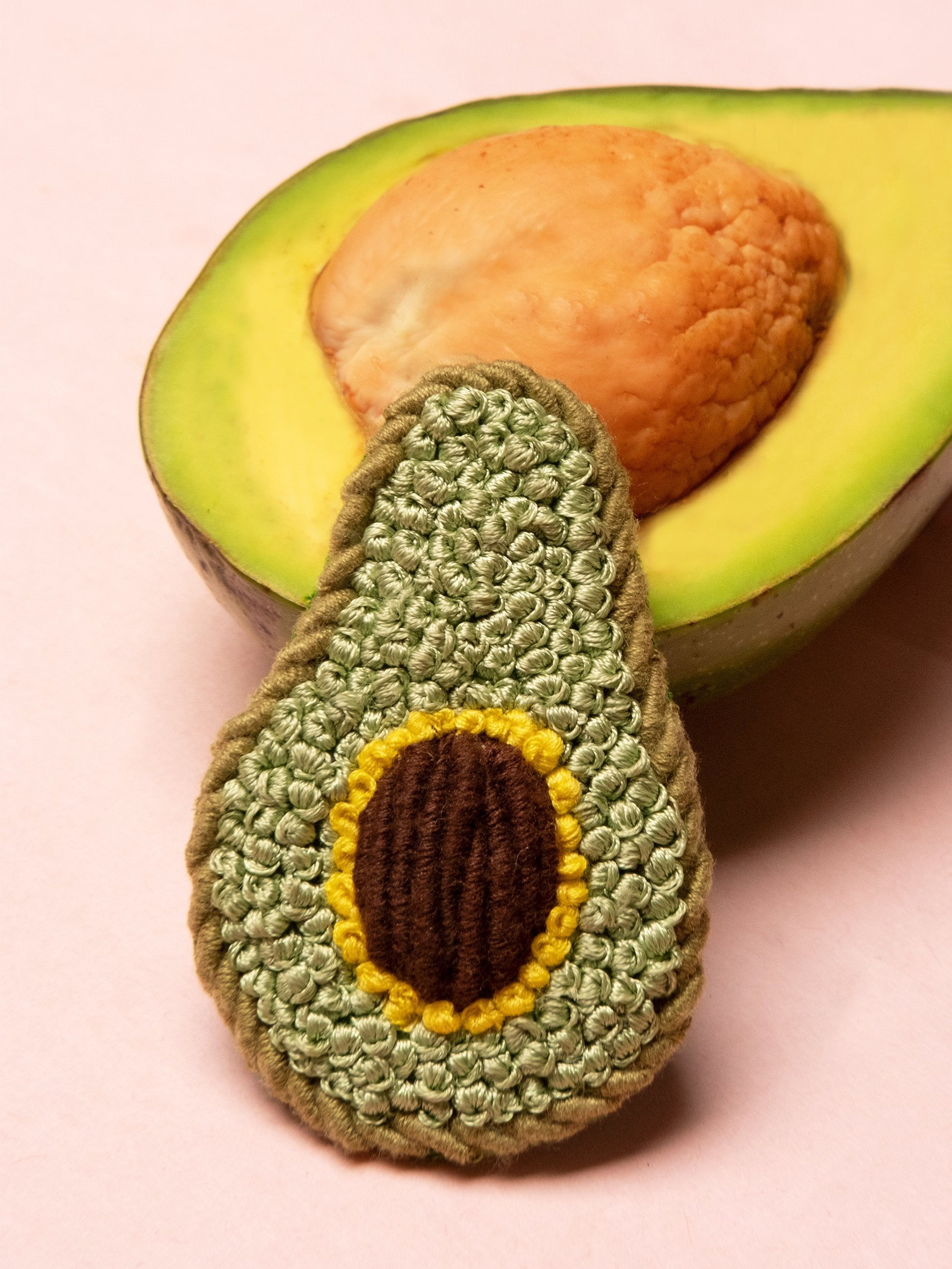 Avocado Brooch - Tonoto.in (6750427578539)